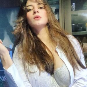 karachi escort girls